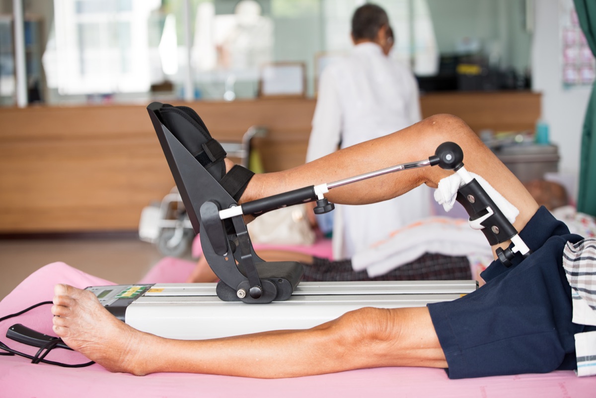 CPM machine for knee recovery